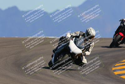 media/Oct-09-2022-SoCal Trackdays (Sun) [[95640aeeb6]]/Turn 12 (140pm)/